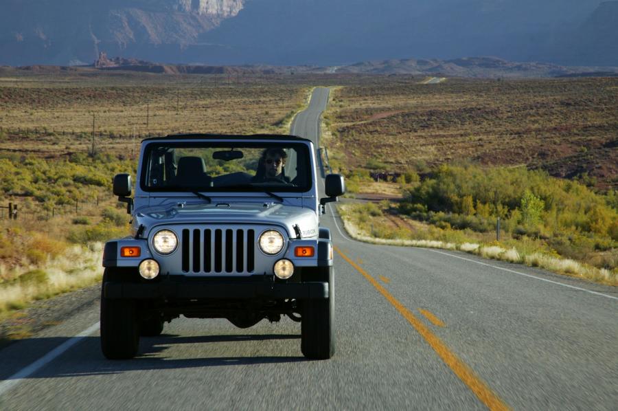  Jeep Wrangler Rubicon Unlimited 2005 года  (фото 10 из 32)